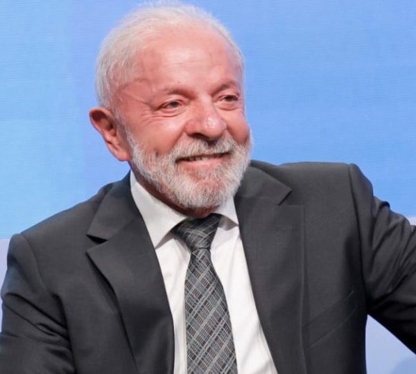 Oposição acusa Lula de criar inimigo externo para&hellip;