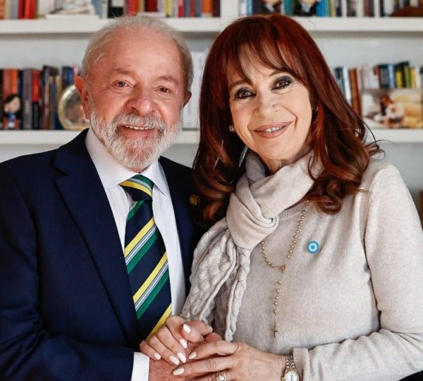 Lula reclama de interferência de Trump, mas já&hellip;