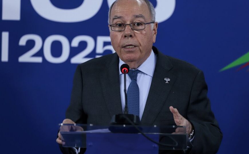 Brasil deve ignorar sanção de Trump a Moraes, diz Mauro Vieira