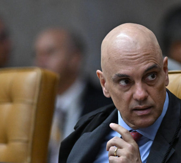 Moraes dispensa análise de pedido de entrevista com&hellip;
