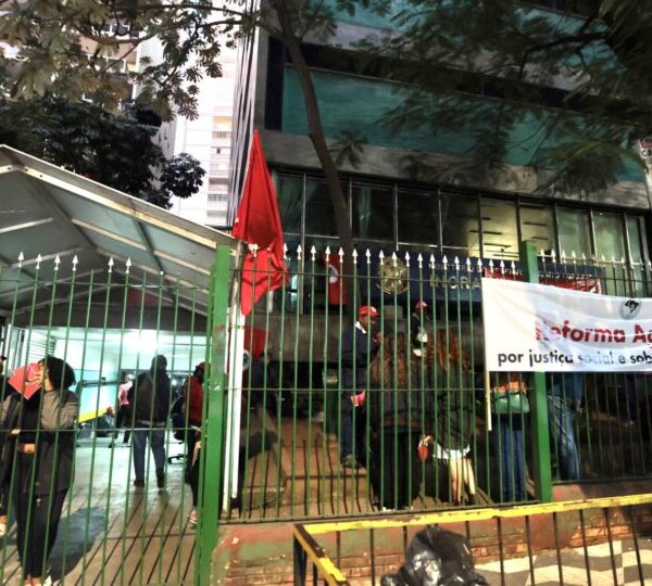 MST invade sedes do Incra para pressionar governo&hellip;