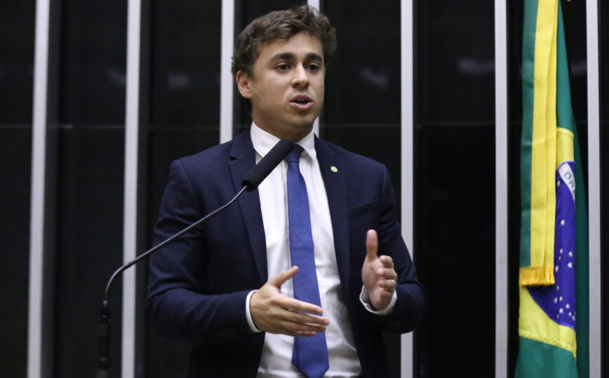 MP Eleitoral pede suspensão de direitos políticos de Nikolas; deputado rebate