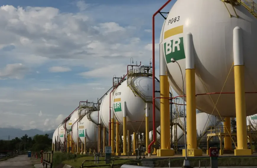 Petrobras reduz em 14% preço do gás natural para distribuidoras