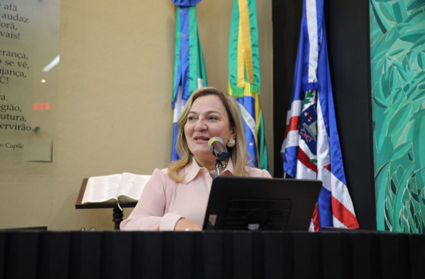 Anny Espínola pede CREAS para&hellip;