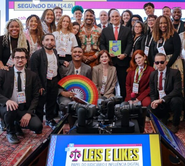 “Missão dada, missão cumprida”: influenciadores convocados iniciam campanha&hellip;