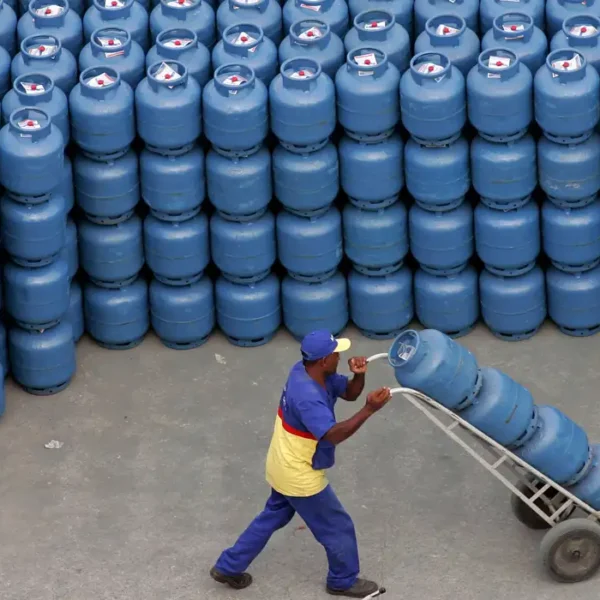 Governo garantirá gás de cozinha gratuito para 17&hellip;