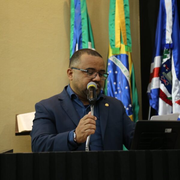 Vereador Jelson Bernabé cobra operação tapa buracos no&hellip;