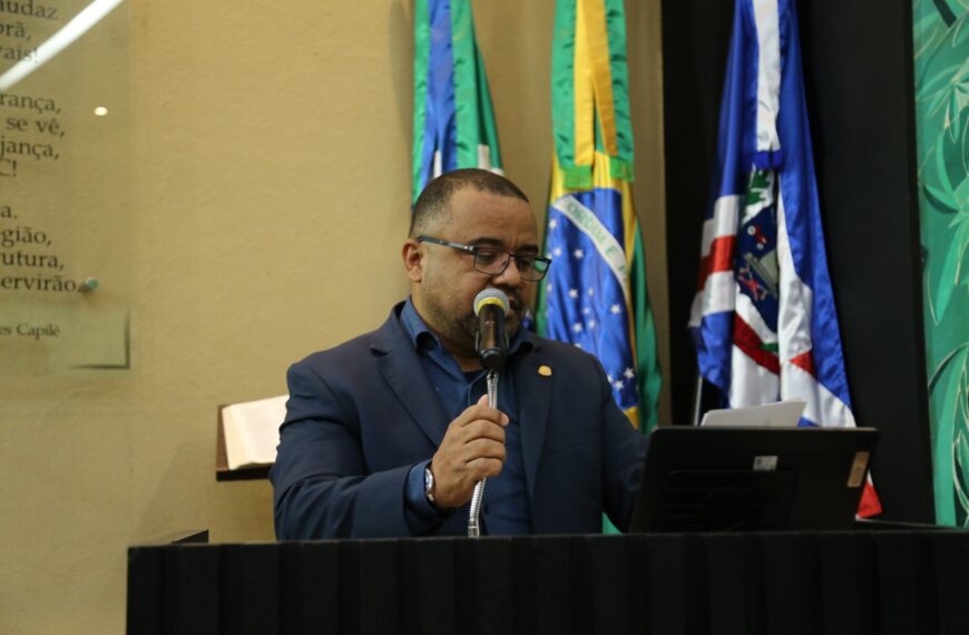 Vereador Jelson Bernabé cobra operação tapa buracos no Andreazza e Jardim das Rosas