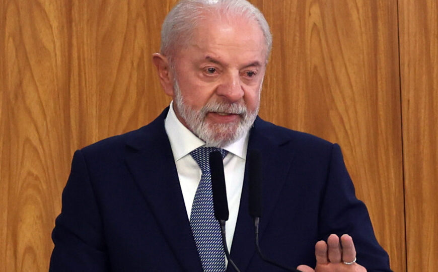 “A gente não conseguiu falar com ninguém”, diz Lula sobre negociação com EUA