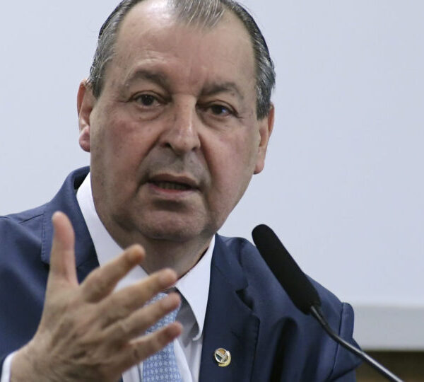 Atuação de Omar Aziz na CPI da Covid&hellip;