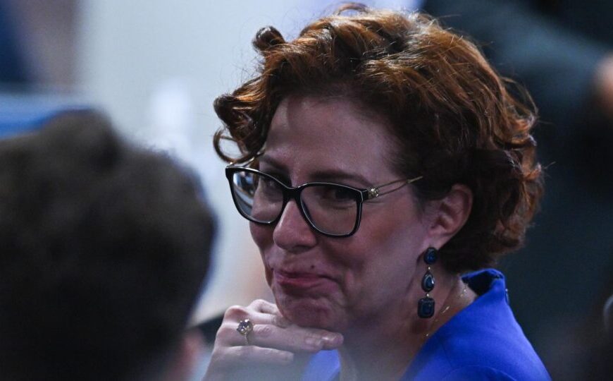 STF condena Carla Zambelli a prisão e perda…