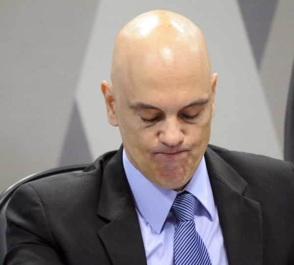 41 senadores garantiriam afastamento de Moraes durante impeachment;&hellip;