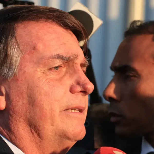Moraes autoriza Bolsonaro a receber visita de médicos&hellip;