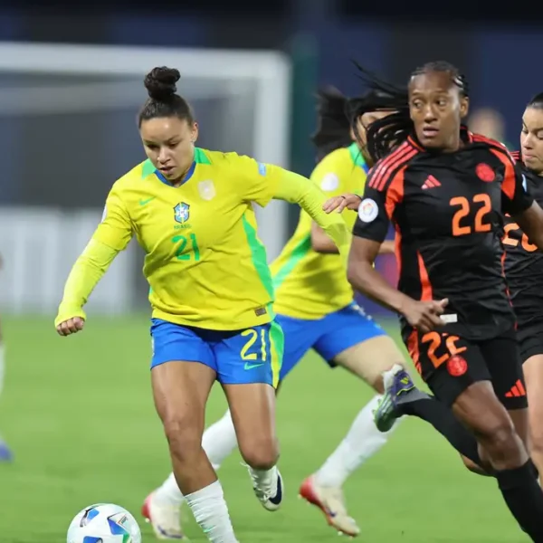 Brasil encara Colômbia em busca do 9º título&hellip;