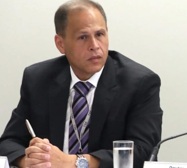 PGR denuncia Eduardo Tagliaferro, ex-assessor de Moraes
