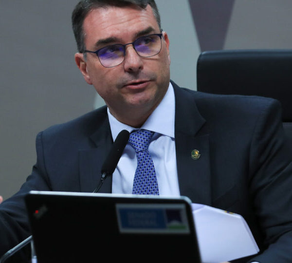 Monitoramento de casa é “humilhação com Michelle e&hellip;