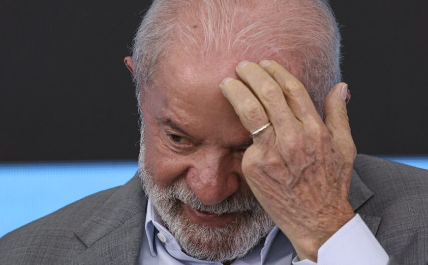 Mais de um terço dos brasileiros culpa Lula…
