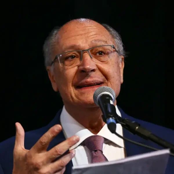 Alckmin: Tarifaço de Trump afeta 3,3% das exportações…