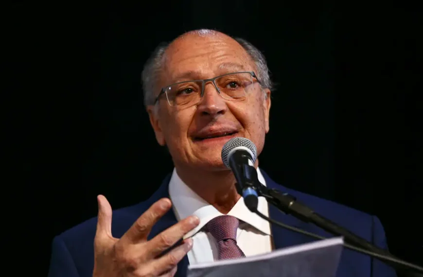 Alckmin: Tarifaço de Trump afeta 3,3% das exportações brasileiras