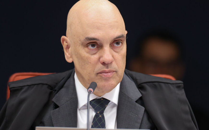Sobe para 38 os senadores&hellip;