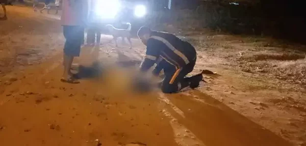 Rapaz é assassinado com 2 tiros nas costas…