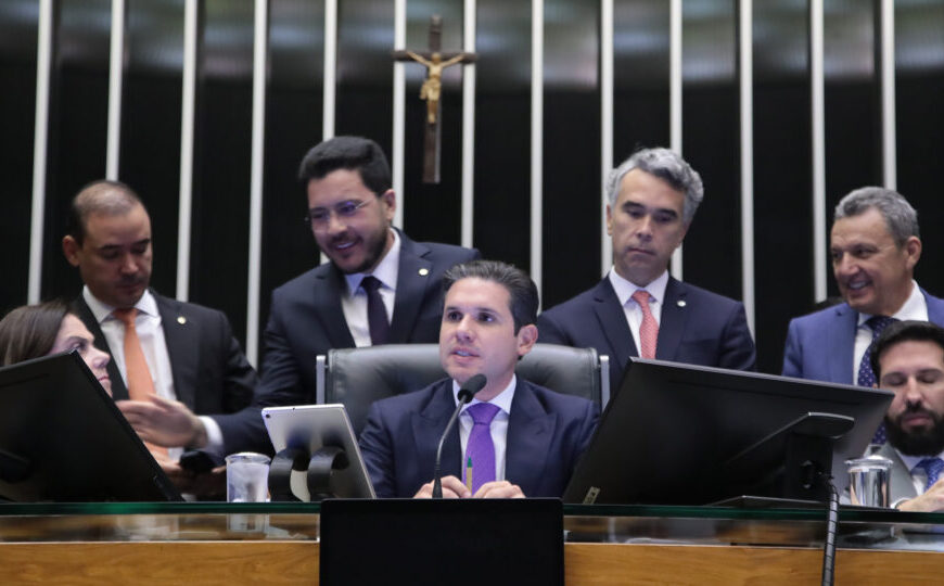 Sem acordo, Motta adia discussão&hellip;