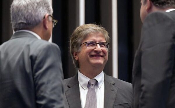 Movimentos de direita se posicionam contra recondução de&hellip;