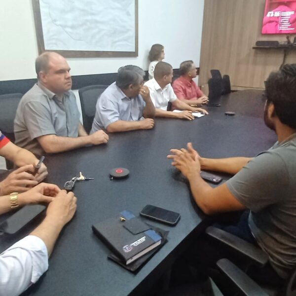 Câmara de Vereadores recebe novo gestor do Hospital…