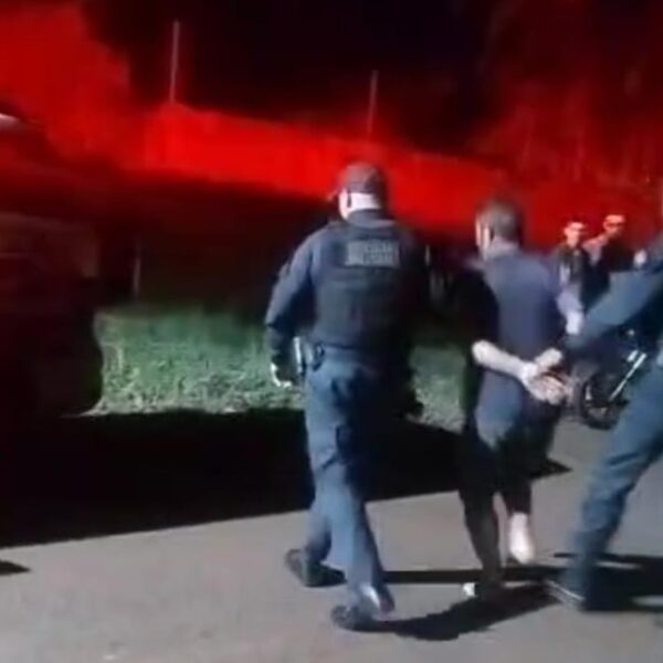 Motorista bêbado é preso após provocar acidente e&hellip;