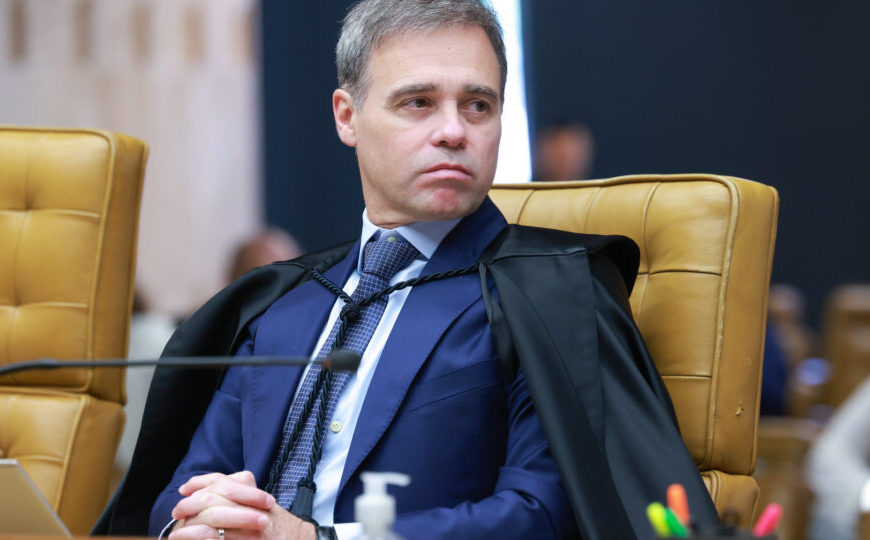 Mendonça é escolhido relator de pedido para suspender ação sobre suposto golpe