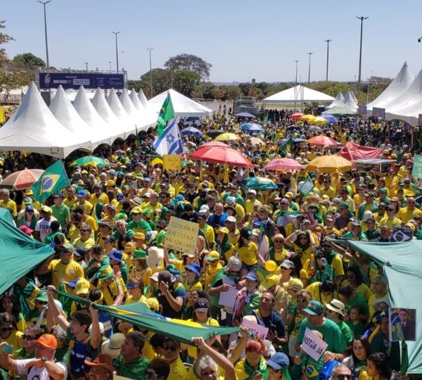 Parlamentares e aliados de Bolsonaro reforçam críticas ao&hellip;