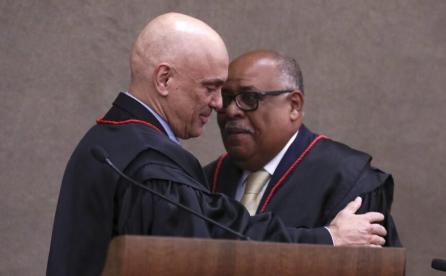 Quais autoridades colaboraram com Moraes na “caça às bruxas” apontada por Trump