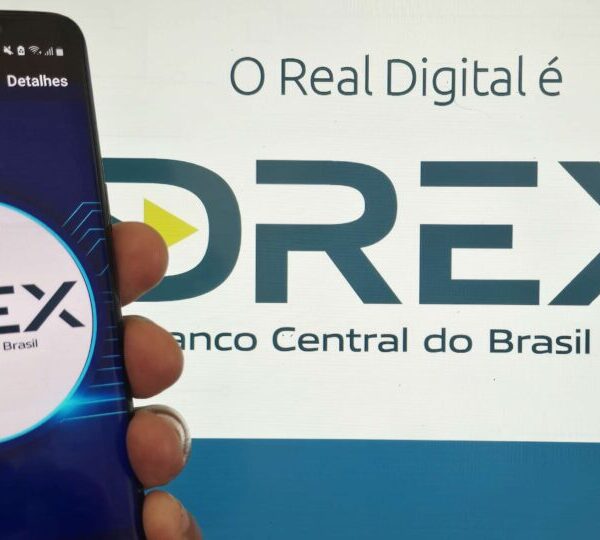 O Drex encolheu: Banco Central adia lançamento e…