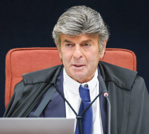 Como Fux desmontou a tese do golpe no&hellip;