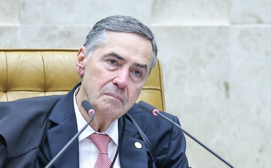 Barroso diz que votou “com dor no coração” pela prisão de Lula em 2018
