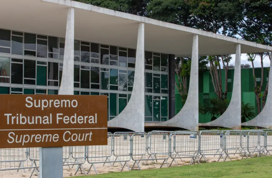Cabe apenas ao STF autorizar…