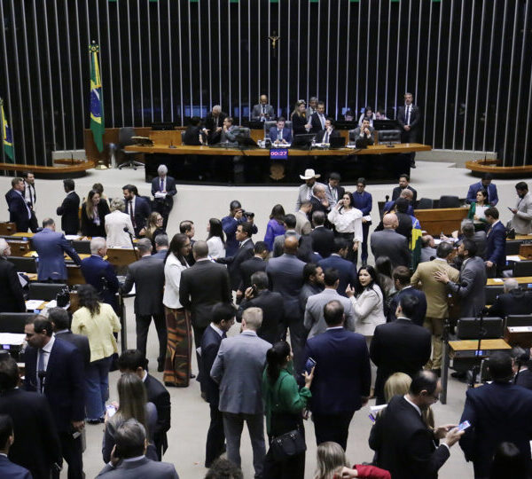 Como votou cada deputado na aprovação da PEC&hellip;