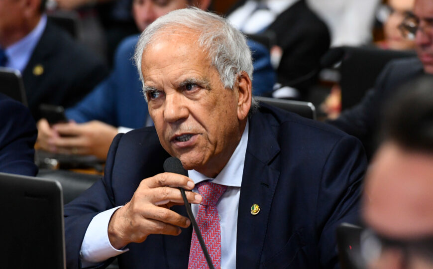 Senado adia discussão sobre teto da dívida; proposta abre risco de calote e enfraquece BC