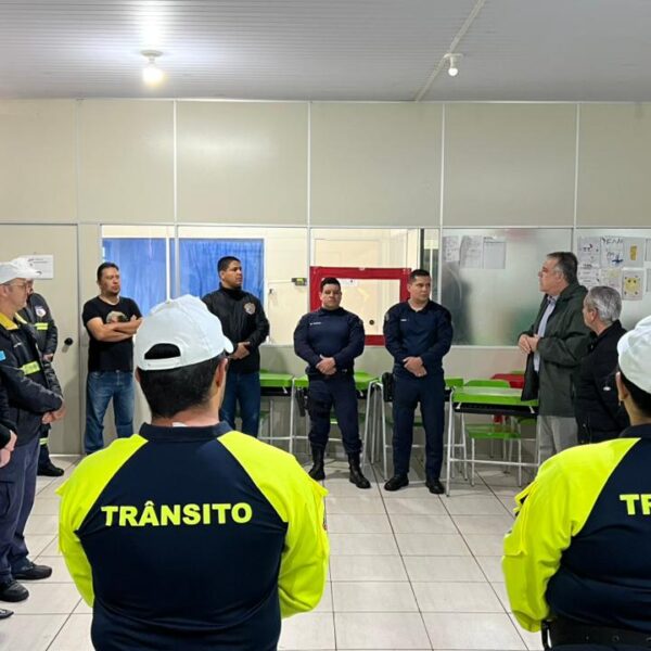 Agência de Trânsito recebe novos uniformes