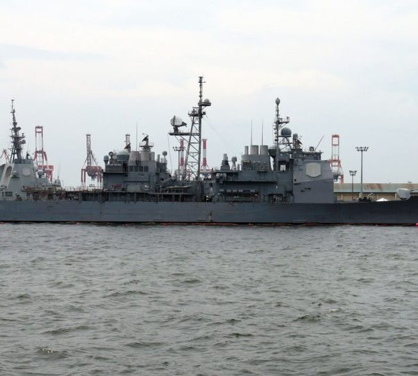 PT critica aproximação de navios dos EUA e&hellip;