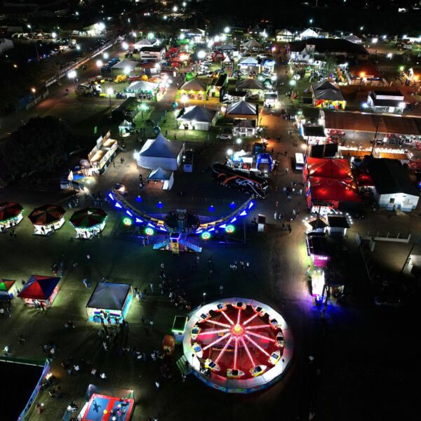 Sextou com Zé Neto e Cristiano e Menos&hellip;