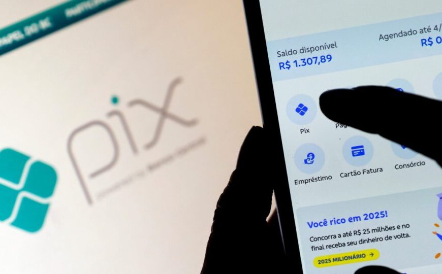 Investigado pelos EUA e alvo de hackers, Pix bate novo recorde de movimentação