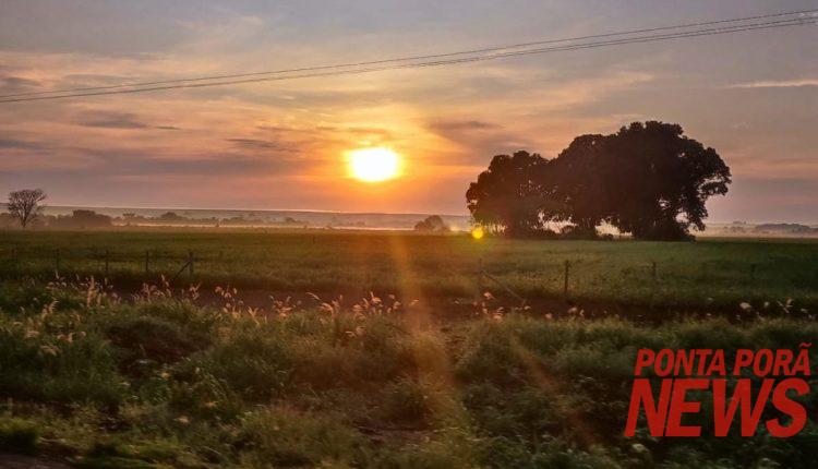 Domingo de sol e calor em Ponta Porã
