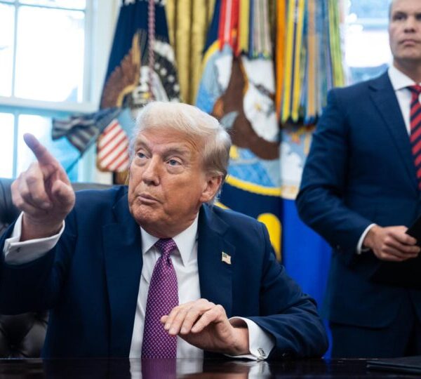 Trump diz que governo do Brasil é “radical&hellip;