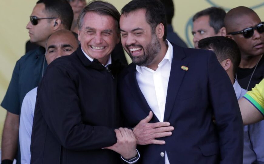 Castro passa de 1,1 milhão de seguidores no Instagram após operação no Rio