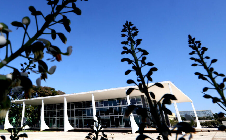 STF dá prazo para Congresso…