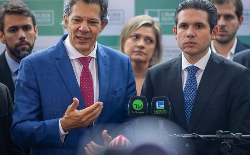 Contagem regressiva para votar Orçamento desafia campanha de reeleição de Lula em 2026