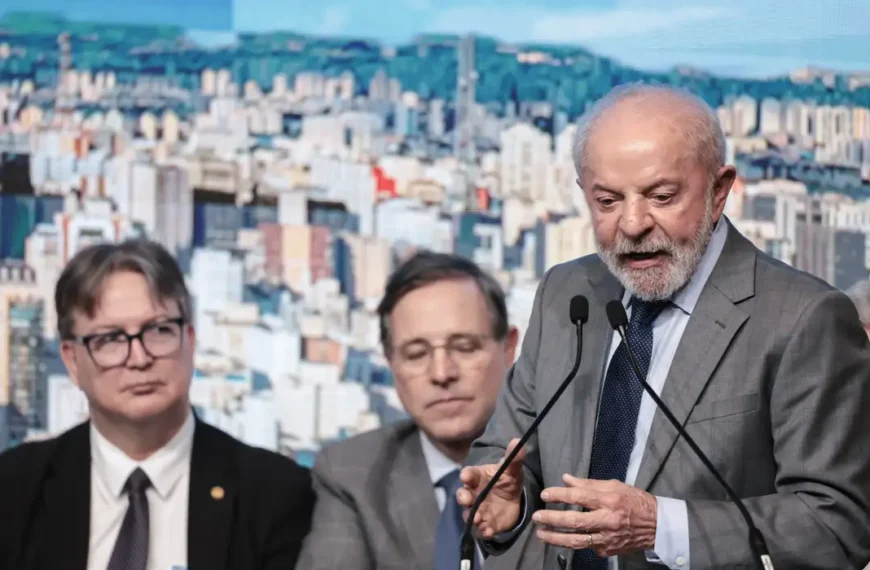 Lula critica decisão do Congresso de não taxar mais ricos, bets e fint