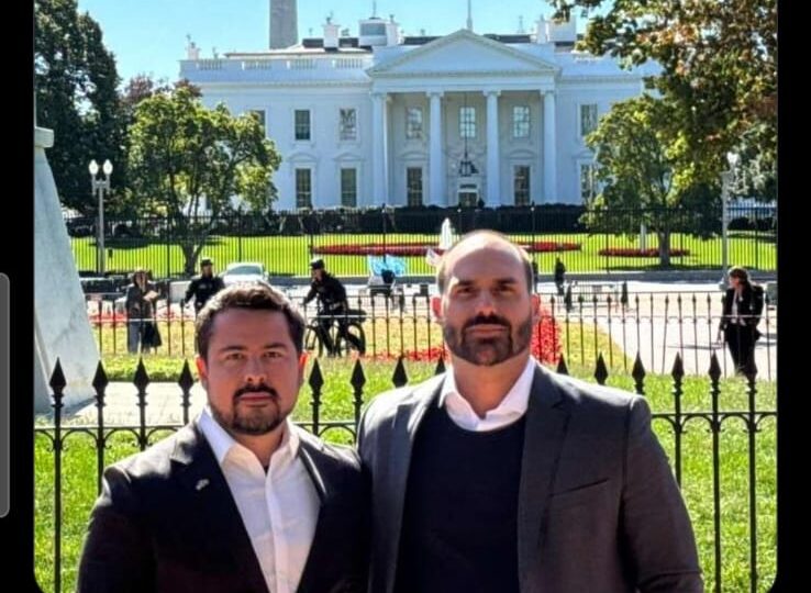 Eduardo Bolsonaro e Paulo Figueiredo afirmam que Brasil “não conseguiu nada” em reunião com…