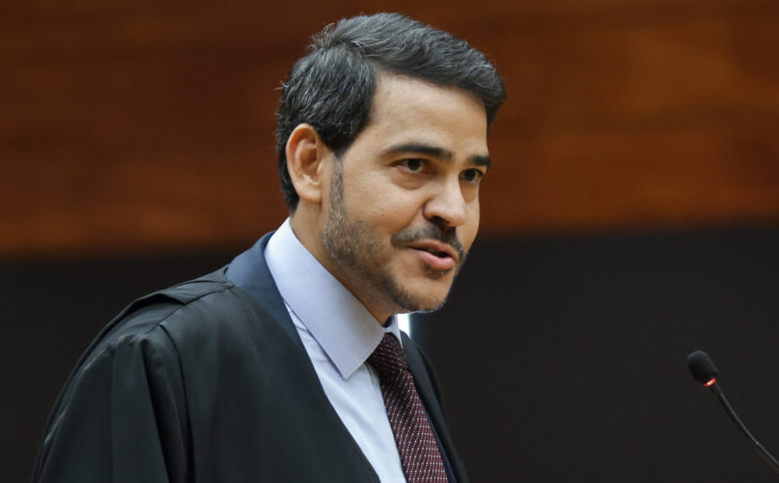 Governo defende piso salarial para motoristas de apps;…